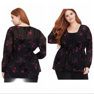 🌹TORRID🌹floral chiffon tie waist blouse